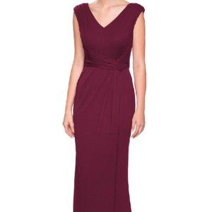 La Femme Jersey Column Gown In Burgundy
